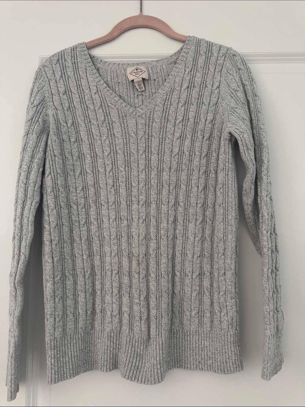 St. John's Bay Light Gray Cable-Knit V-Neck Sweater